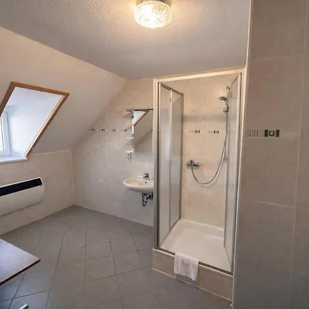 Bauer Mit Aufzug With Elevator Pensionat 3*