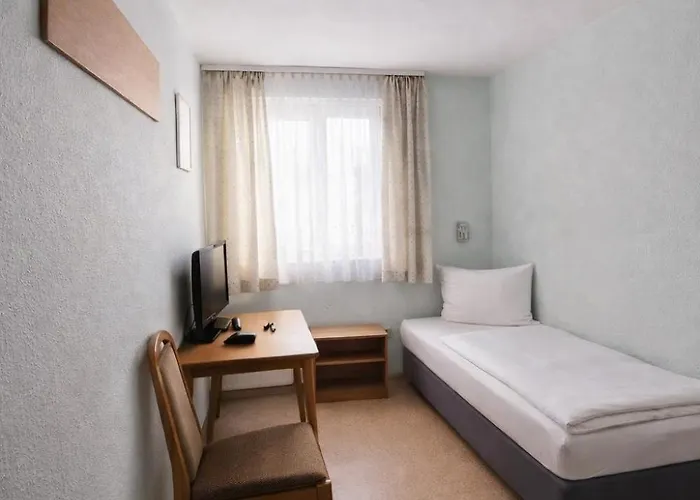 Bauer Mit Aufzug With Elevator Gasthuis 3*